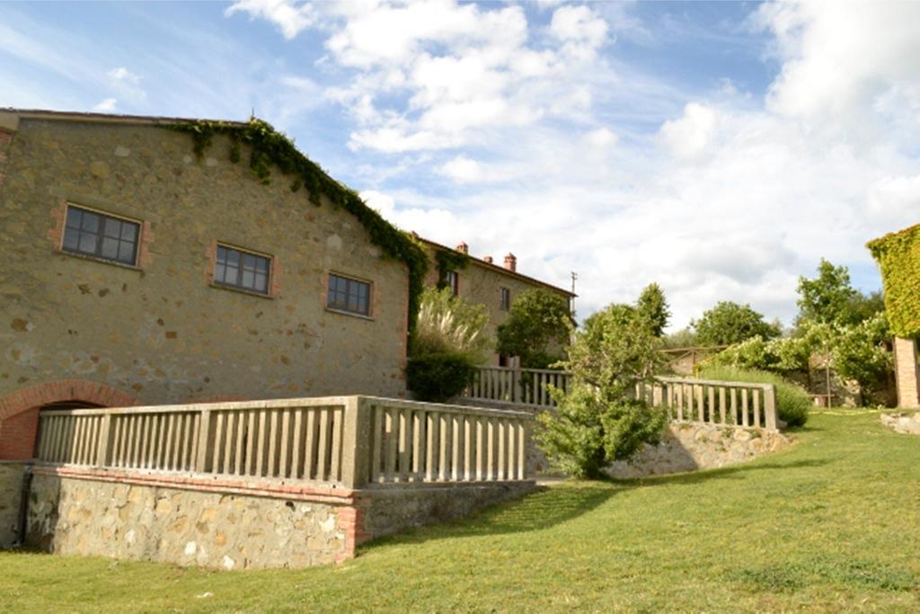 Willa Fattoria Il Poggio San Feliciano Zewnętrze zdjęcie