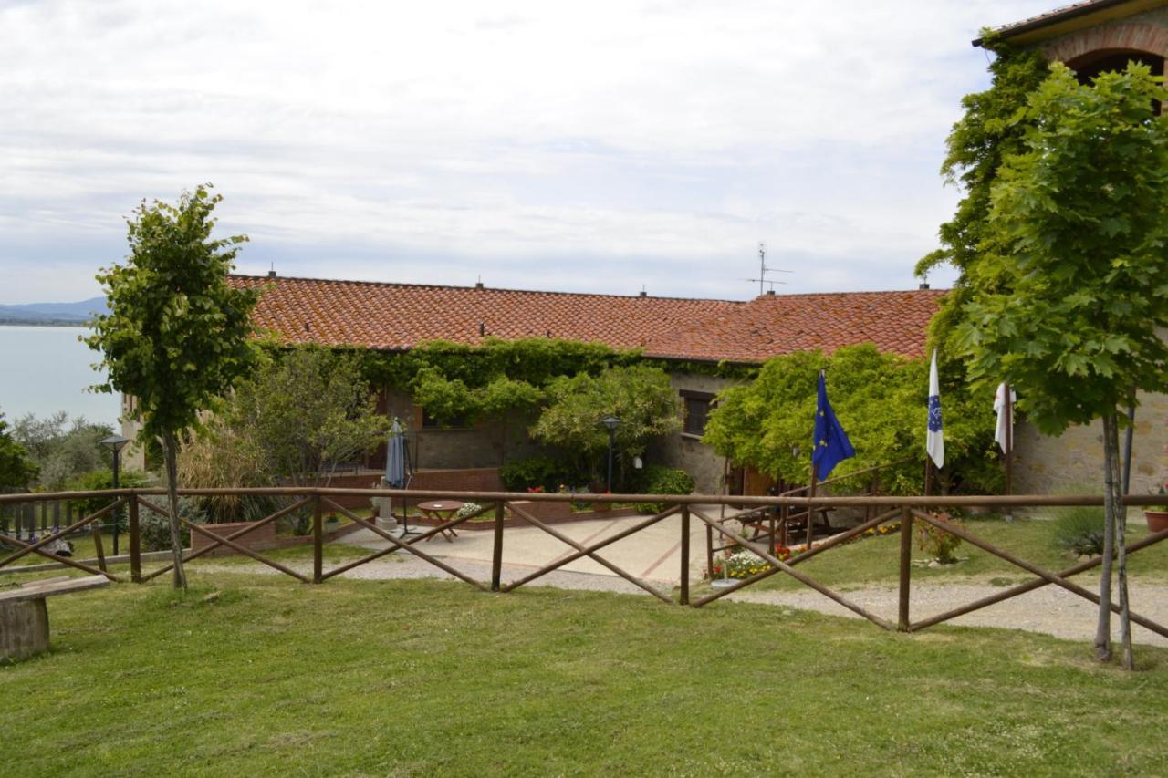 Willa Fattoria Il Poggio San Feliciano Zewnętrze zdjęcie
